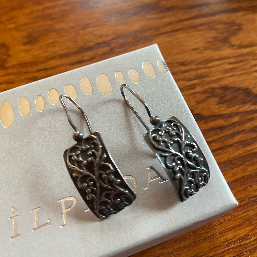 Silpada W1517 sterling silver oxidized floral scroll rectangular earring w box